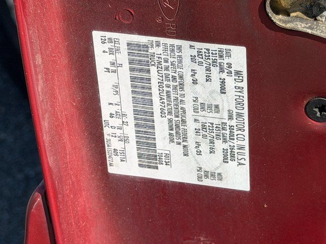 Used 2002 Toreador Red Clearcoat Metallic Ford Base image 27