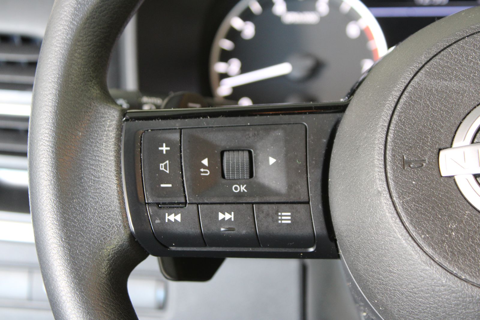 Used 2023 Blue Nissan SV image 30