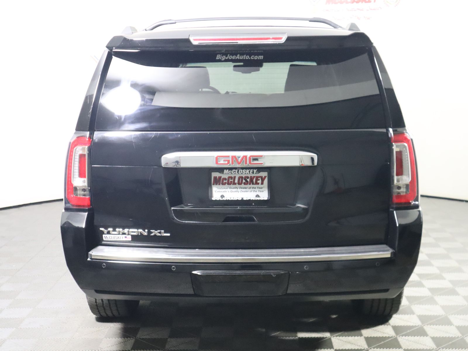 View vehicle photo 6