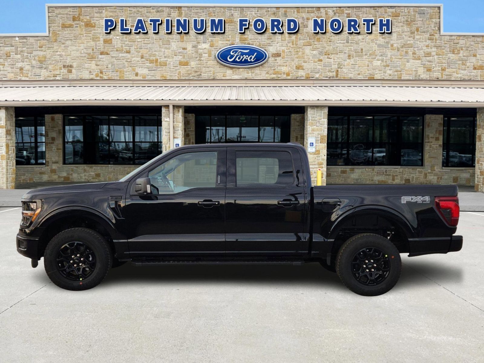 2024 Ford F-150 XLT 3