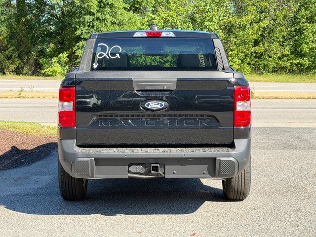 New 2026 Shadow Black Ford XLT image 5