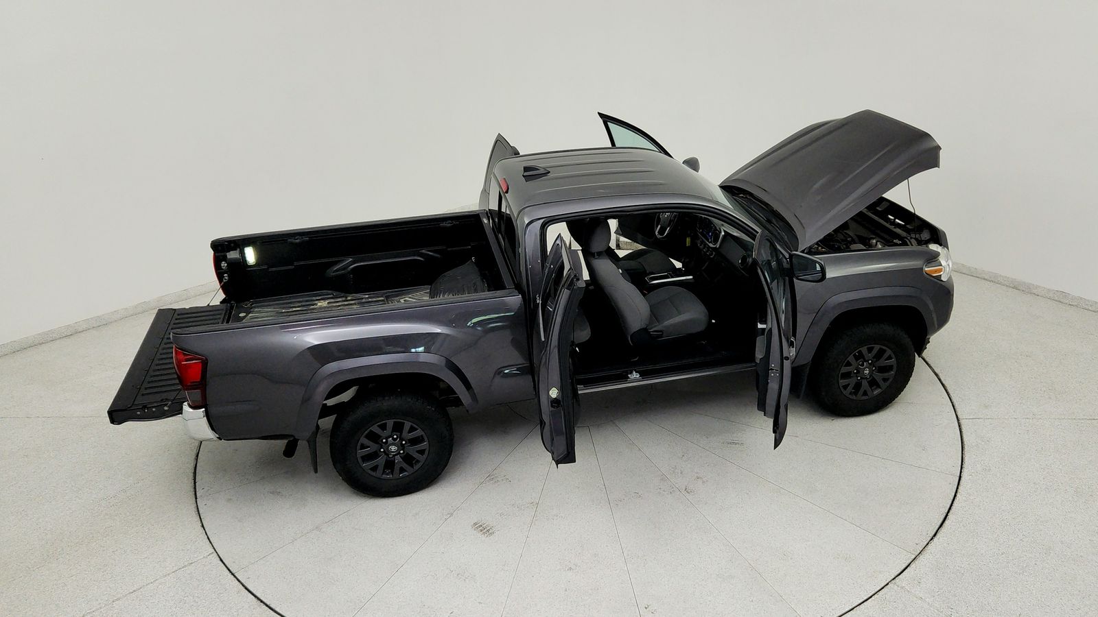 Used 2020 Gray Toyota SR5 image 24