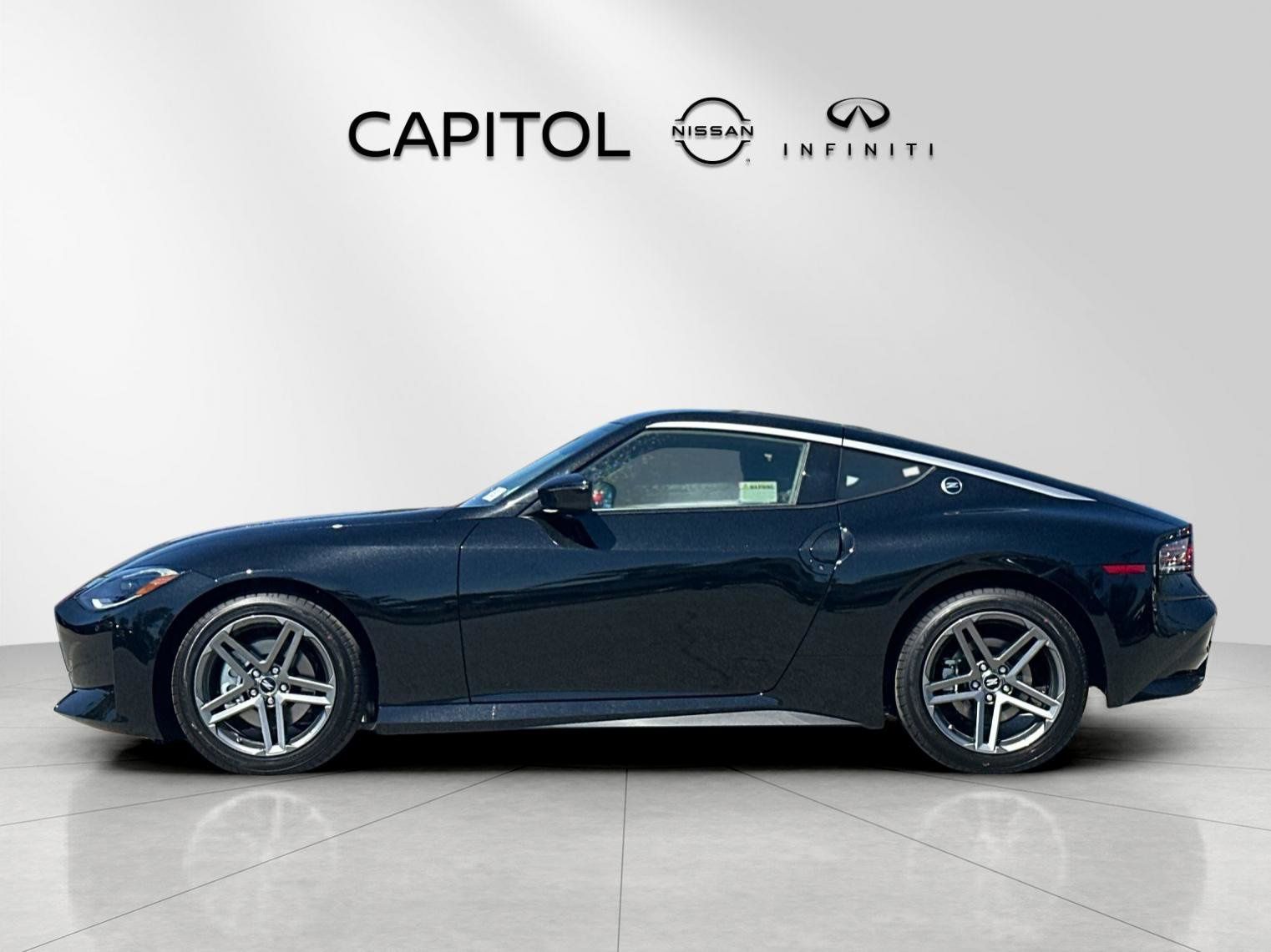 View vehicle photo 2