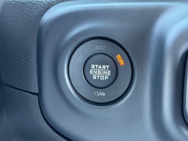 Used 2019 Black Clearcoat Jeep Unlimited Sport S image 37