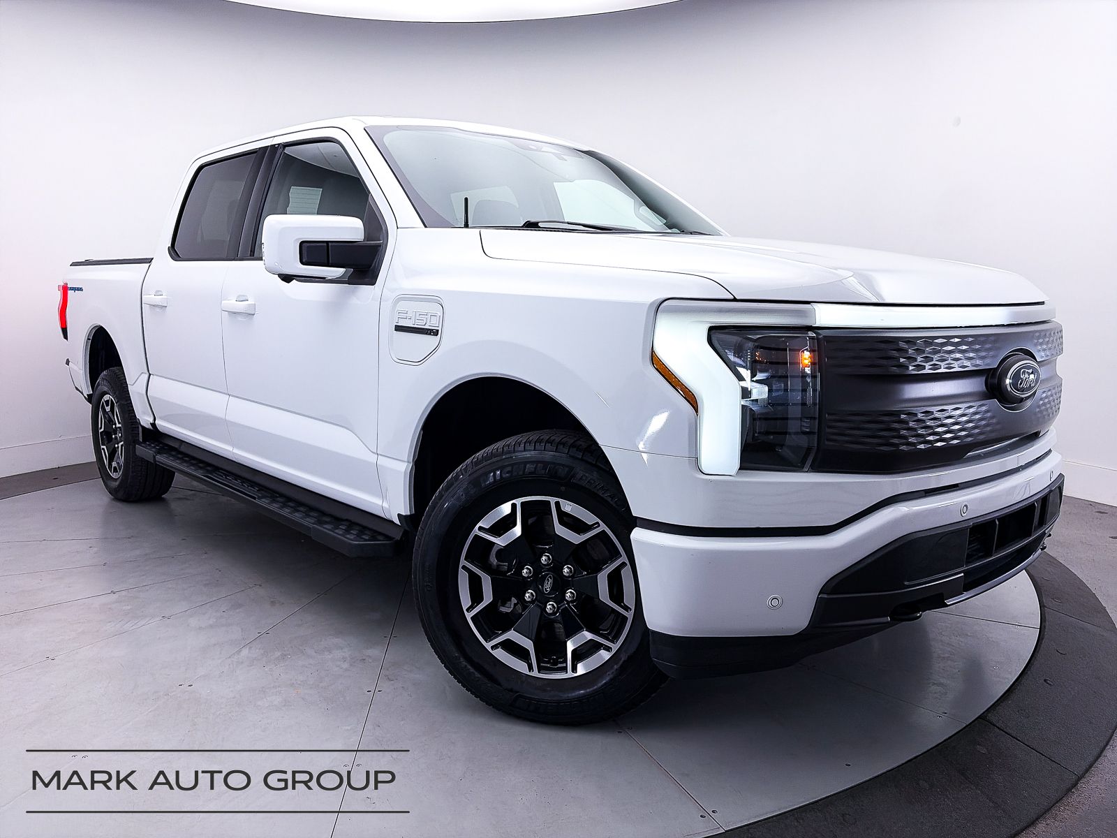 2022 Ford F-150 Lightning XLT