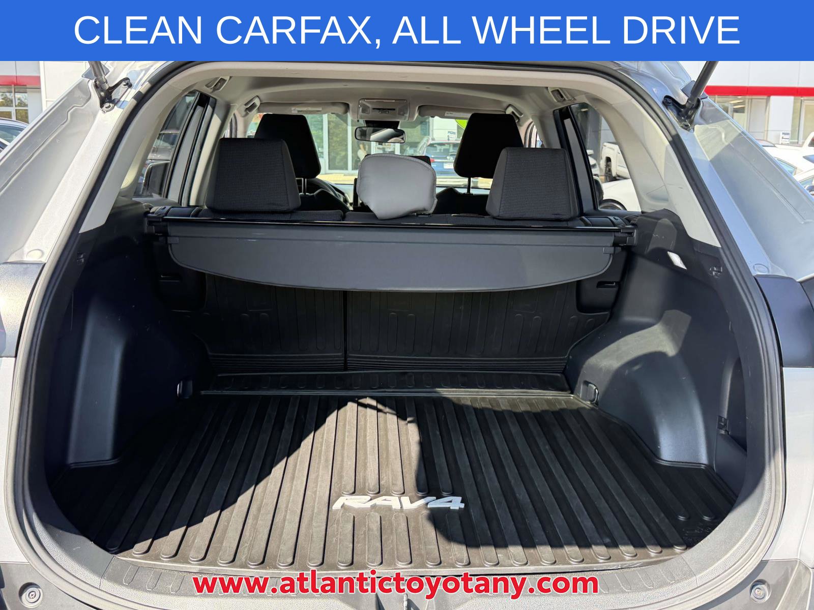 Used 2019 Toyota RAV4 SUV