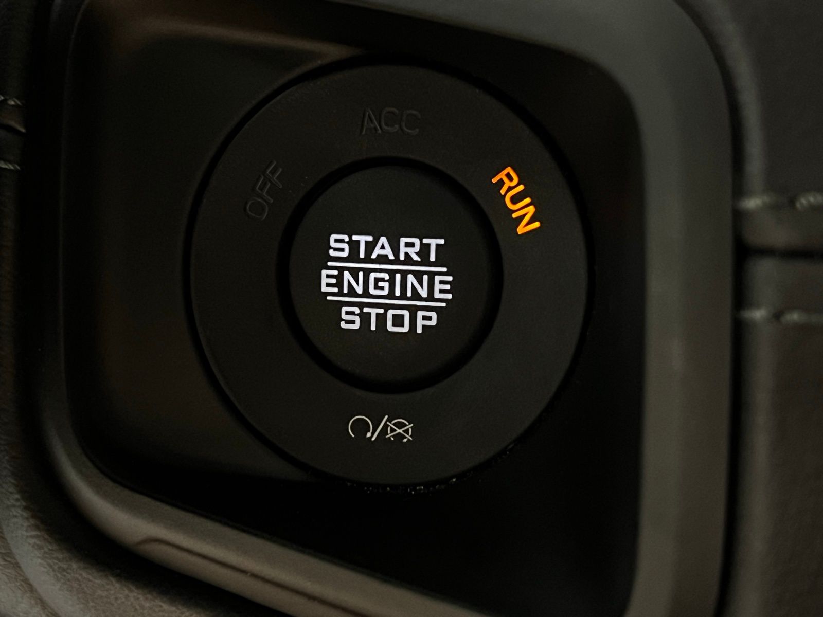 Thumbnail: 2025 Jeep Wrangler - 23