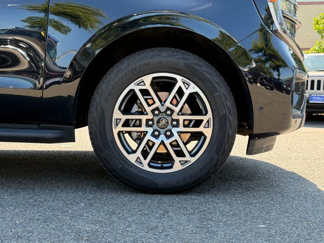 Certified Used 2025 Agate Black Metallic Ford Active image 29