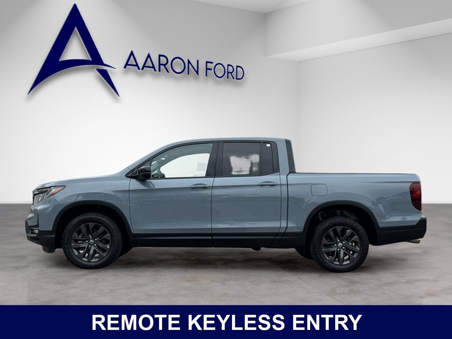 View vehicle photo 3