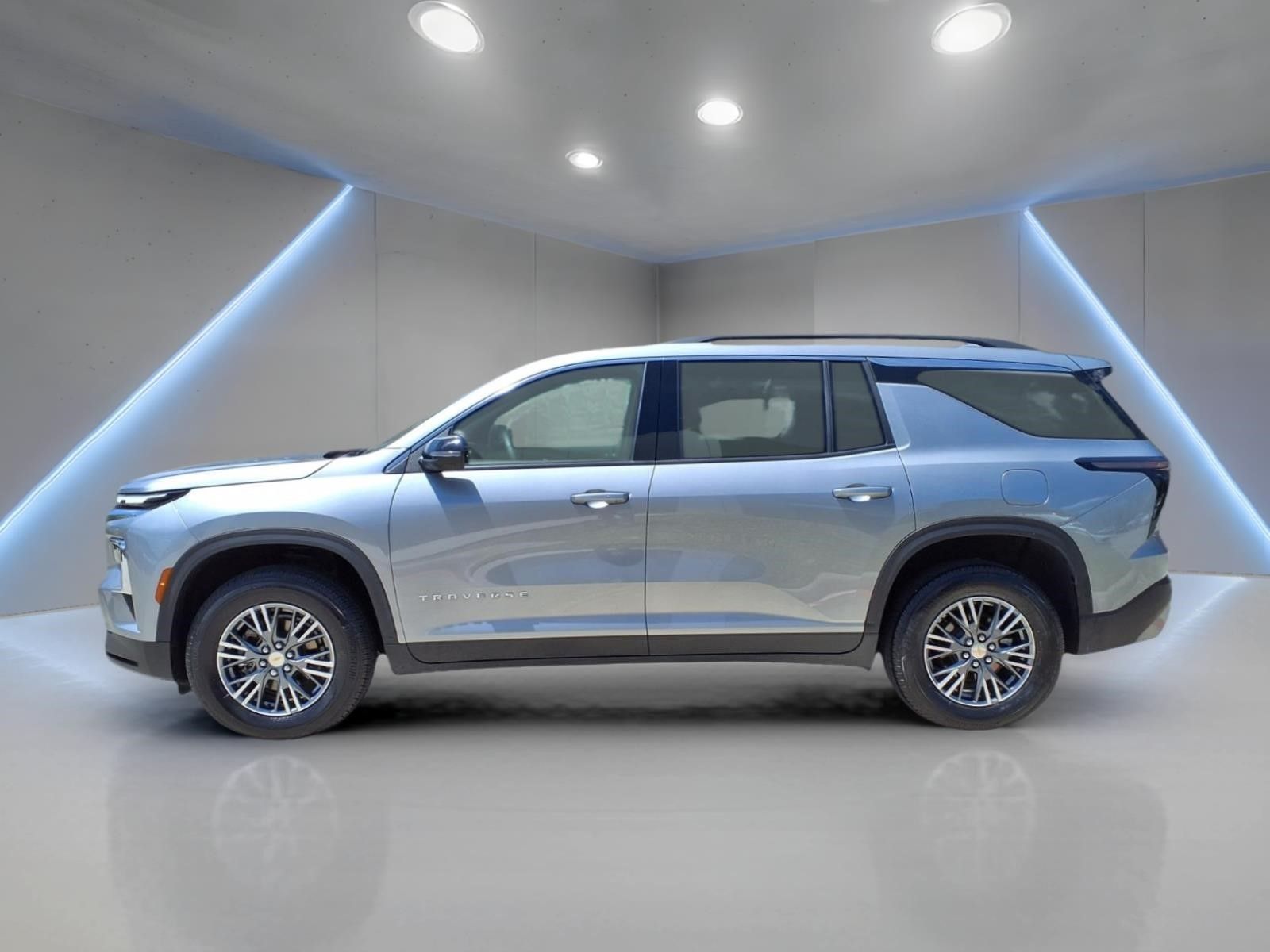 2025 Chevrolet Traverse LT Gray at Big Star Buick GMC