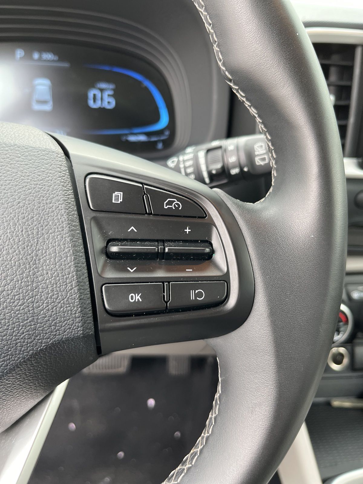 Used Car 2025 Hyundai Venue  Sel For Sale Under $20,000 In Austin, Texas