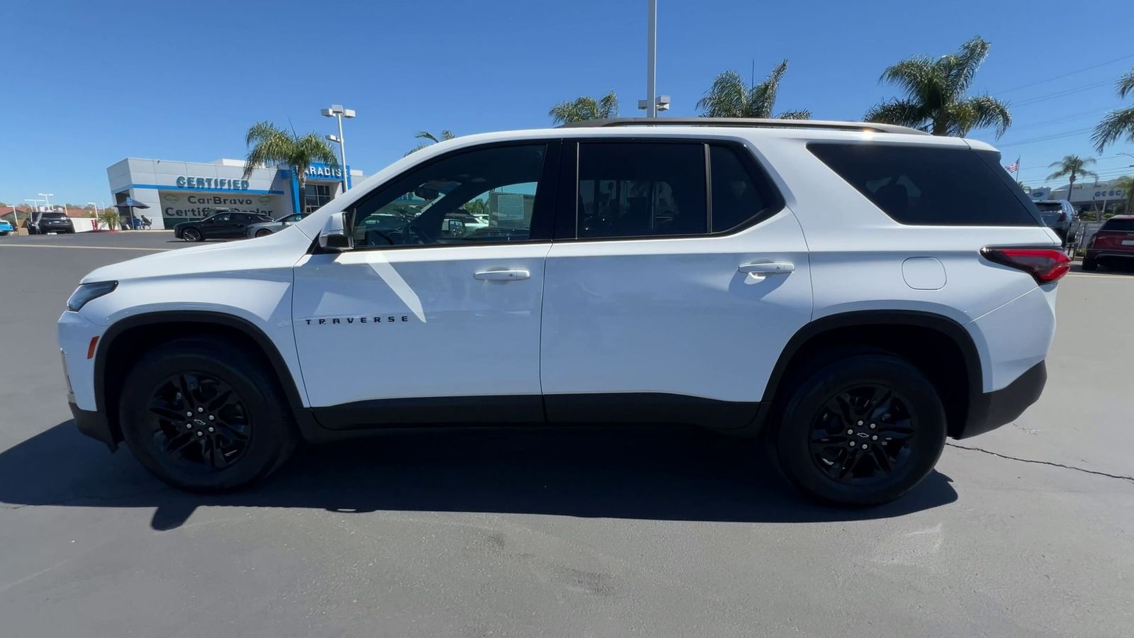 used 2023 Chevrolet Traverse car, priced at $36,076