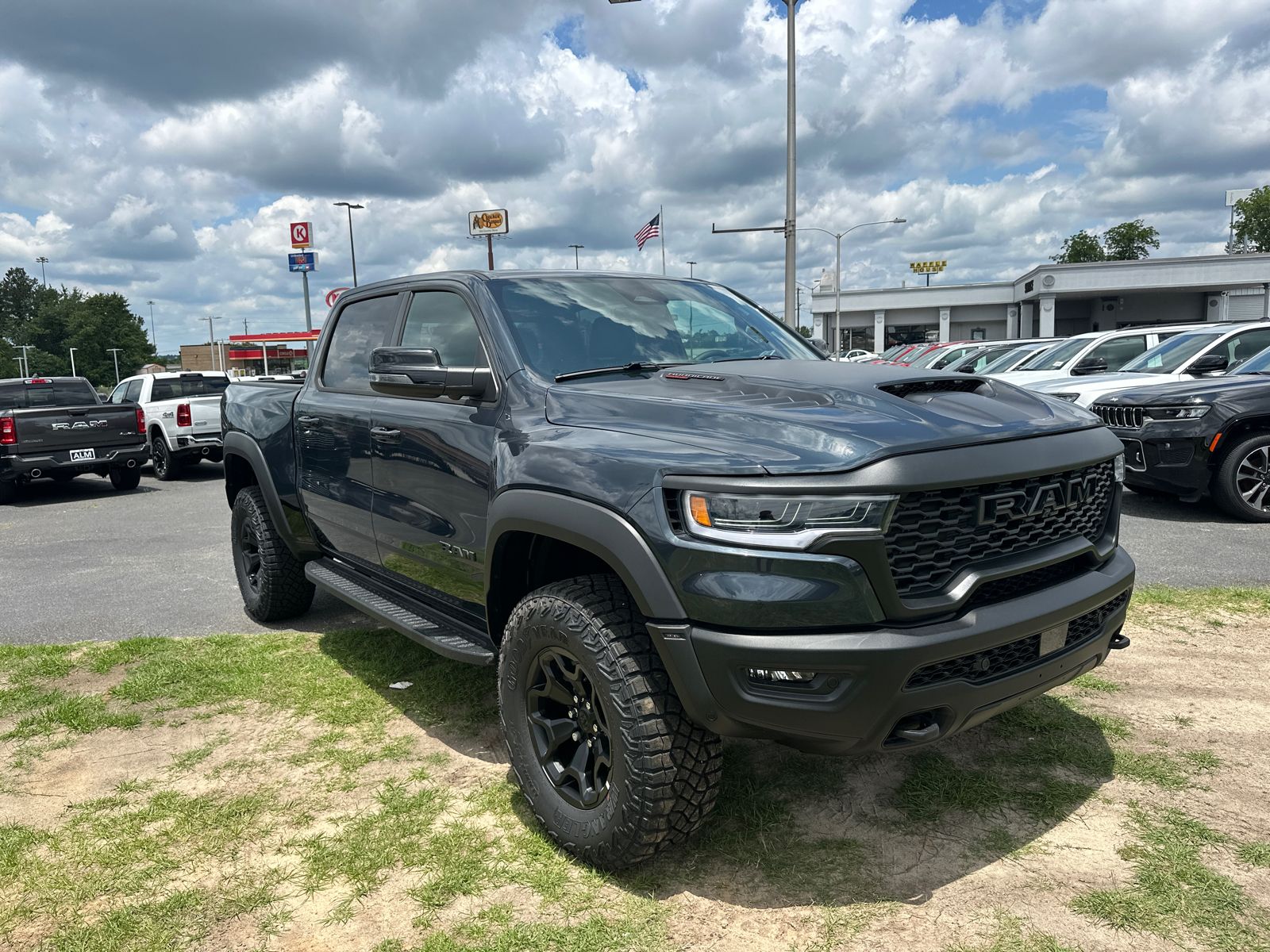 New 2026 Forged Blue Metallic Exterior Paint RAM RHO image 3