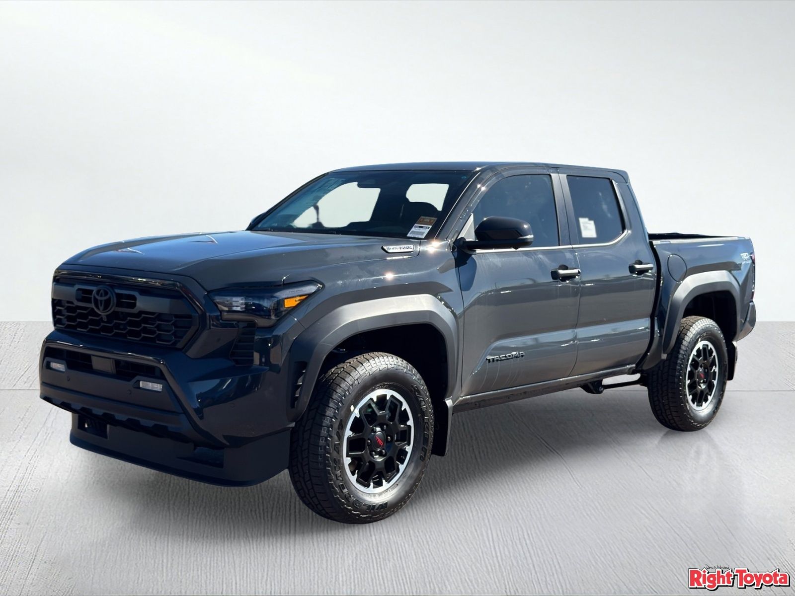 View vehicle photo 2