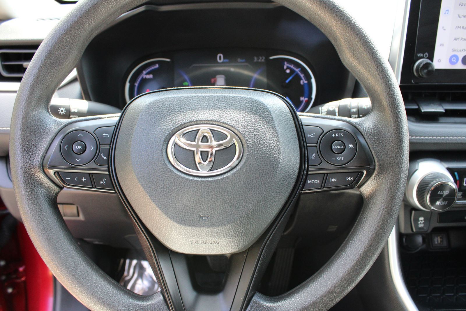 Used 2025 Red Toyota XLE image 17