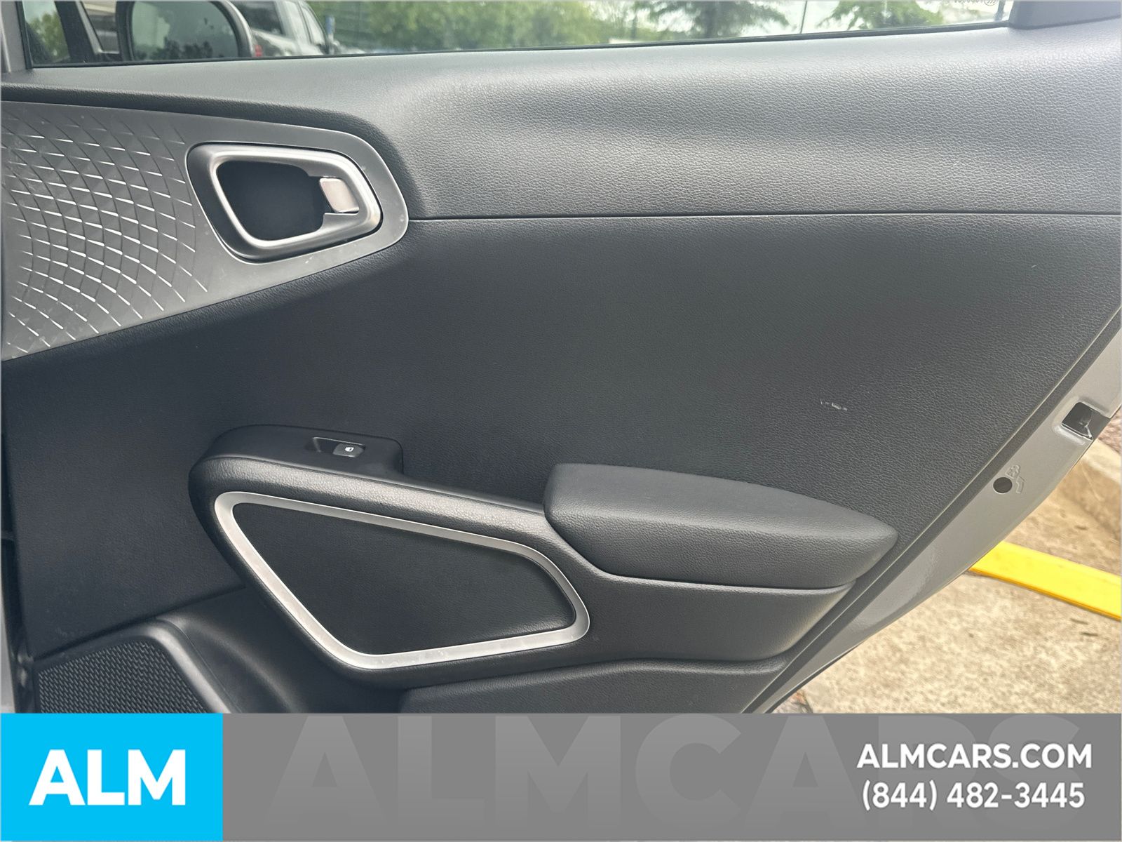 Used 2025 Steel Gray Kia LX image 18