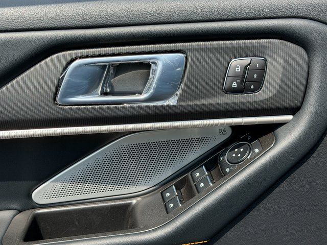 New 2026 Vapor Blue Metallic Ford Tremor image 37