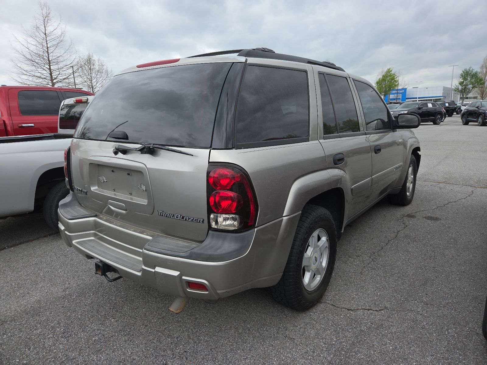 View vehicle photo 5