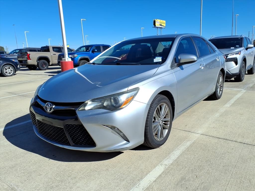 2016 Toyota Camry SE  at Autostrade