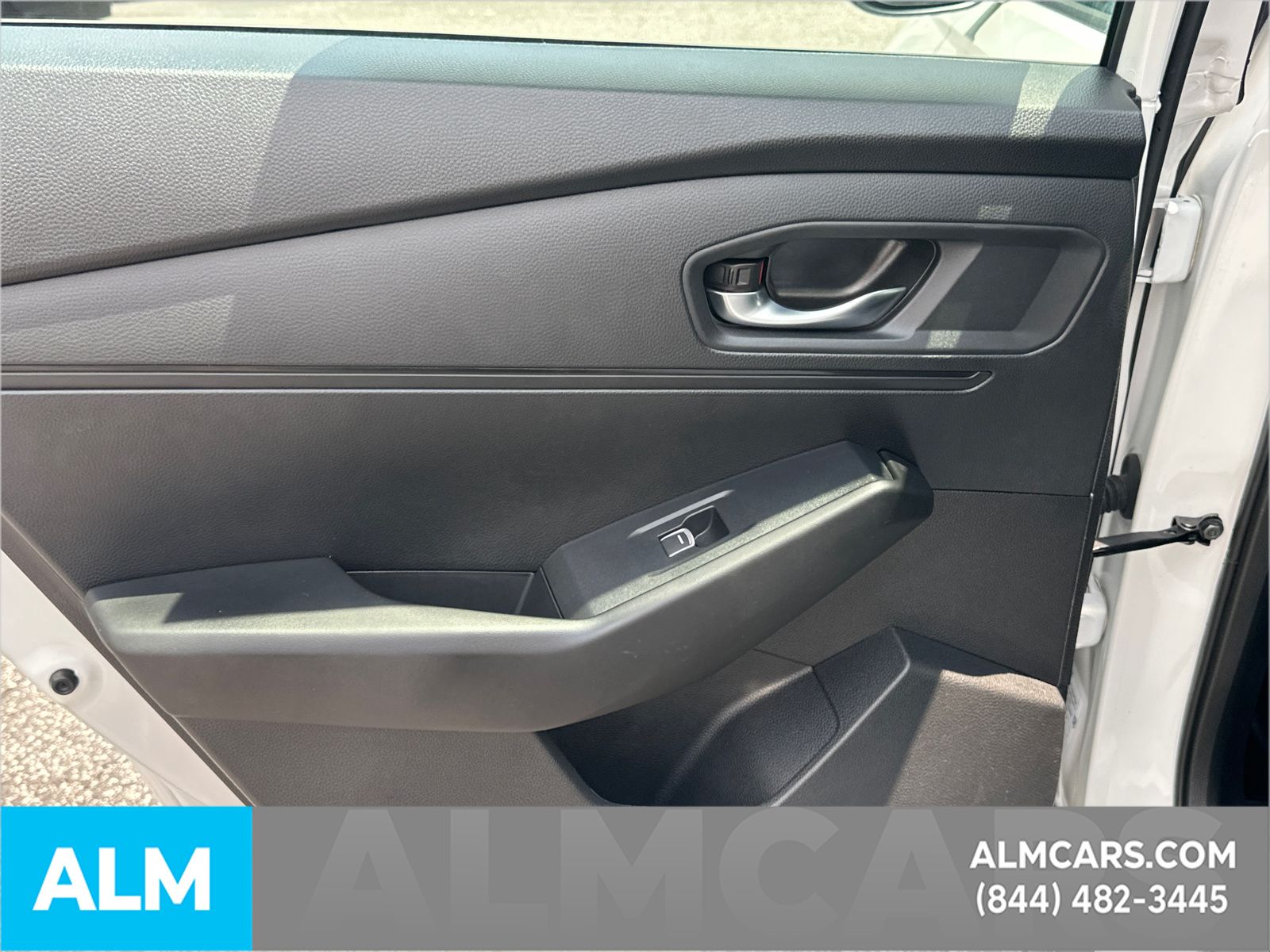 Used 2023 White Honda EX-L image 24