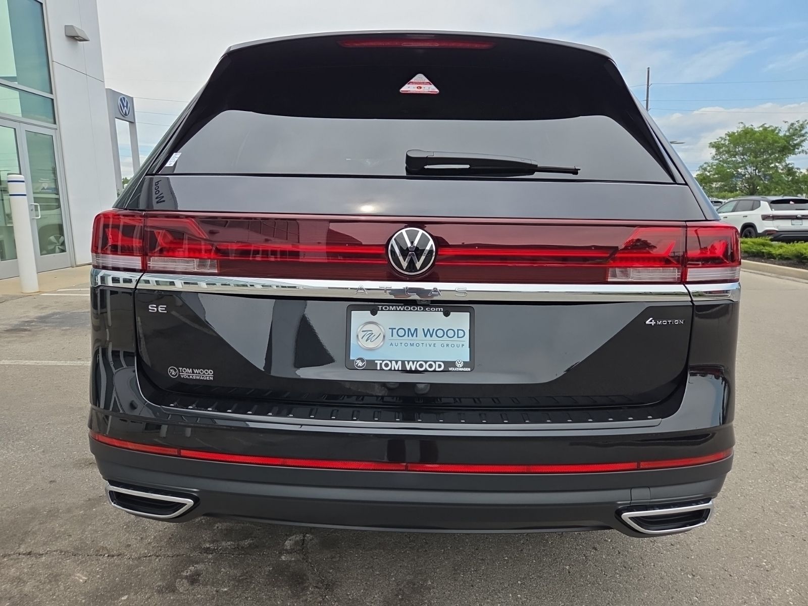 new 2026 Volkswagen Atlas car, priced at $40,234
