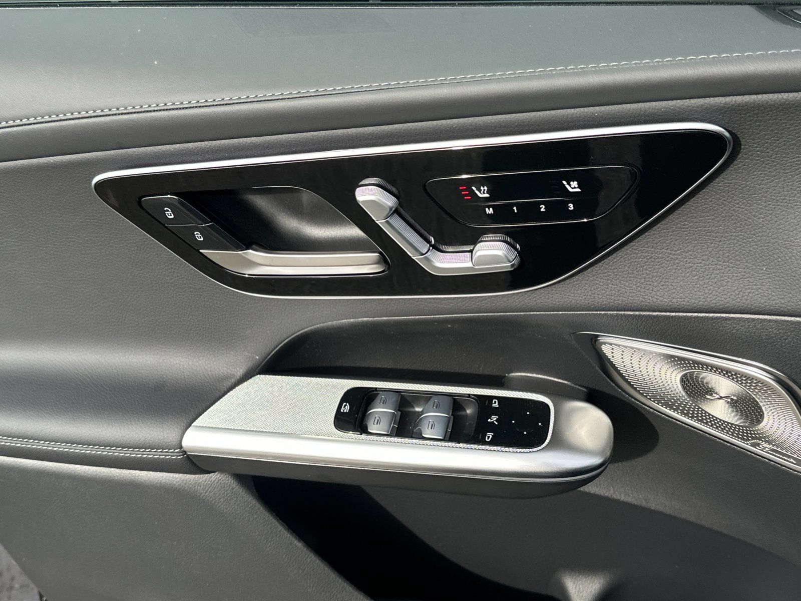 new 2026 Mercedes-Benz GLC car