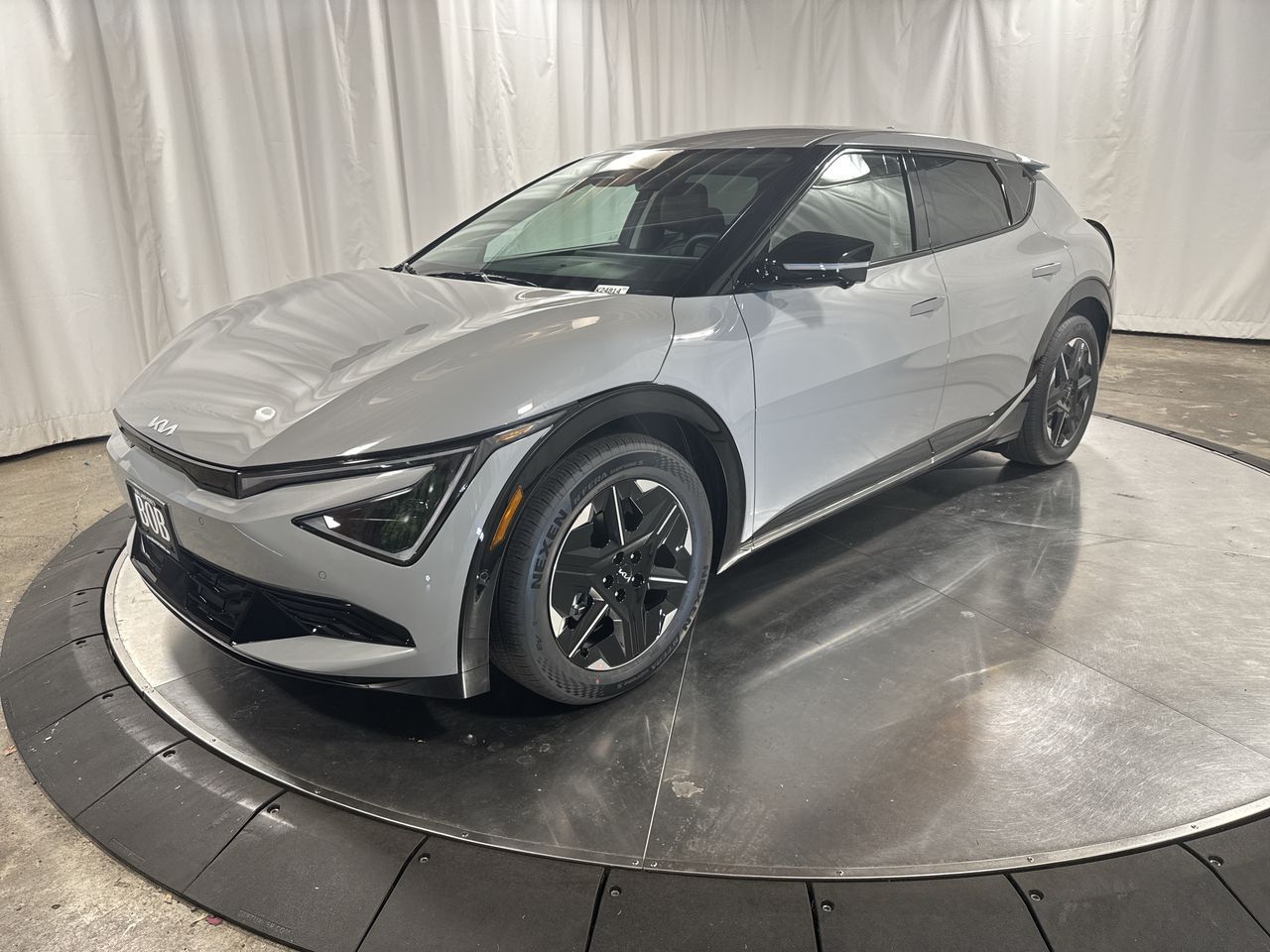 2025 Kia EV6 Wind