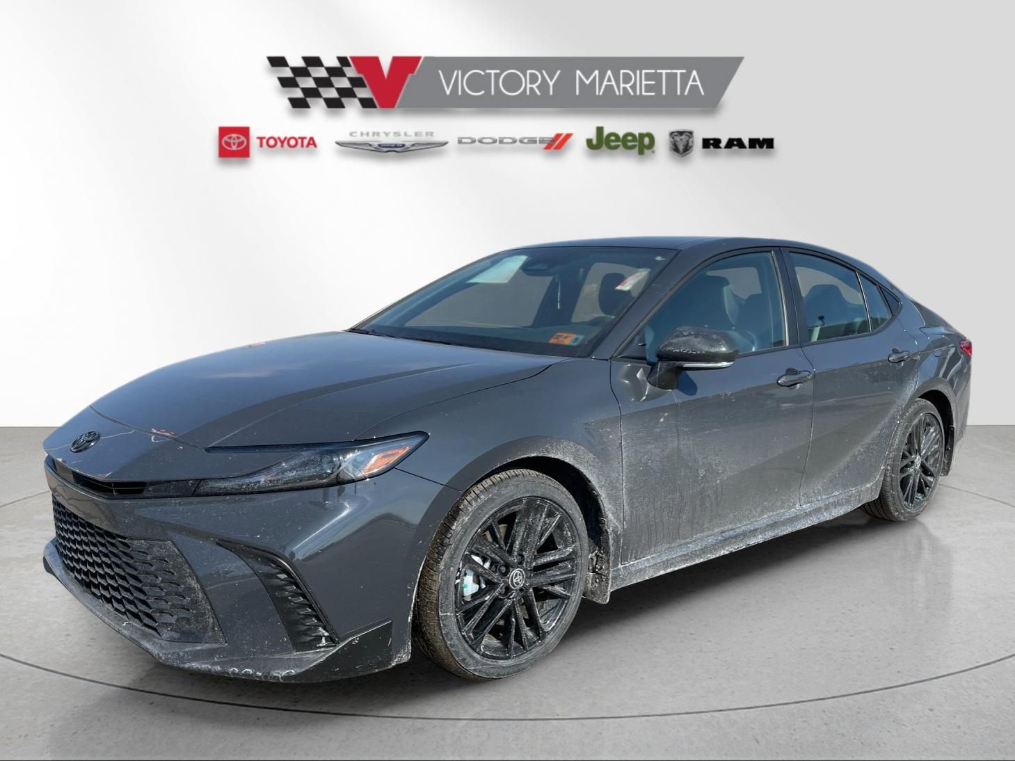 2025 Toyota Camry SE FWD