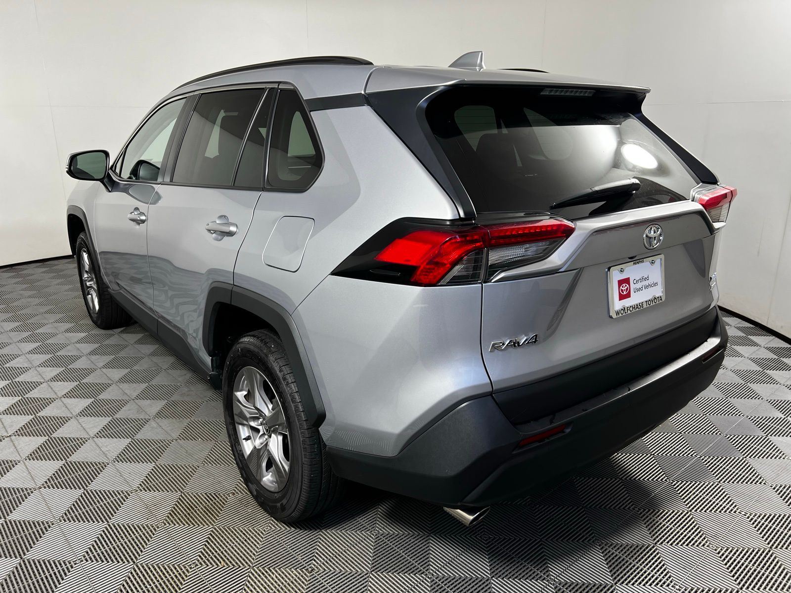 2024 Toyota RAV4 XLE 7