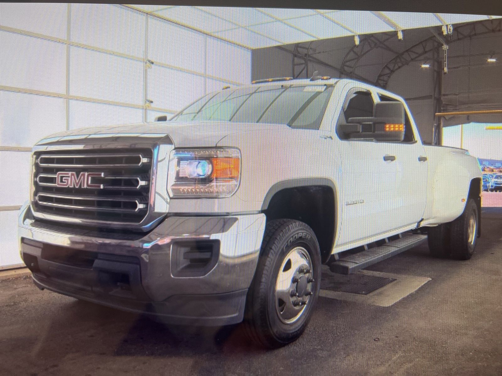 2017 GMC Sierra 3500HD Base Crew Cab 4WD