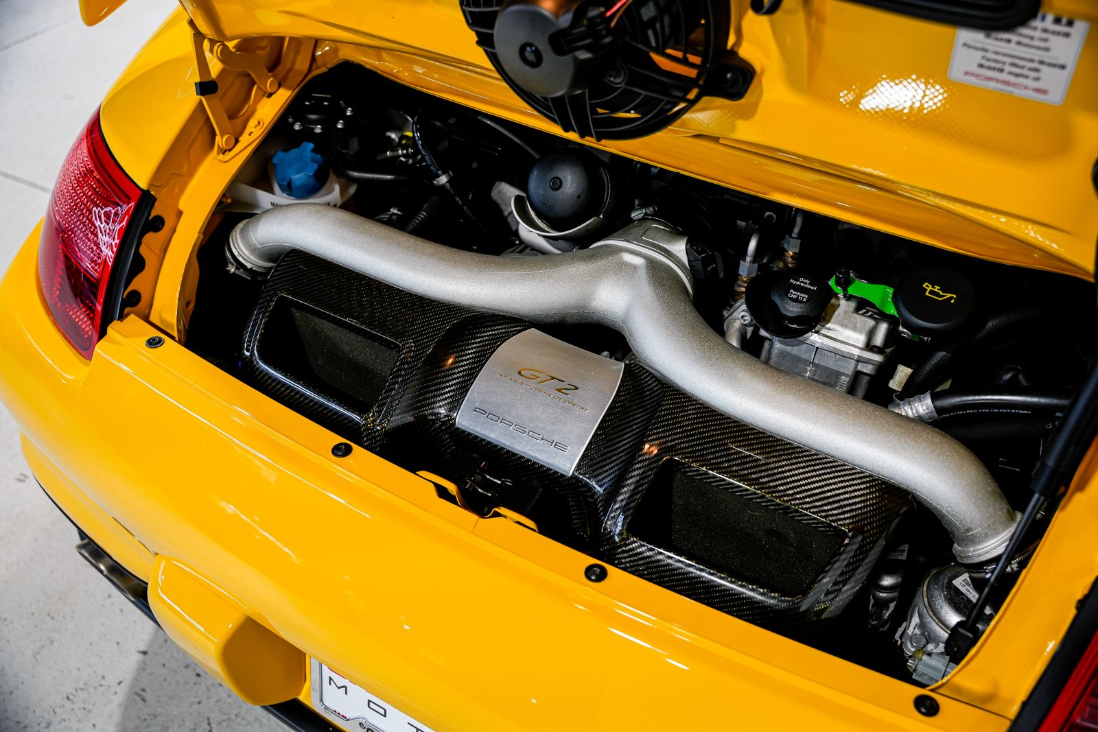 2008 Porsche 911 GT2 — photo 37