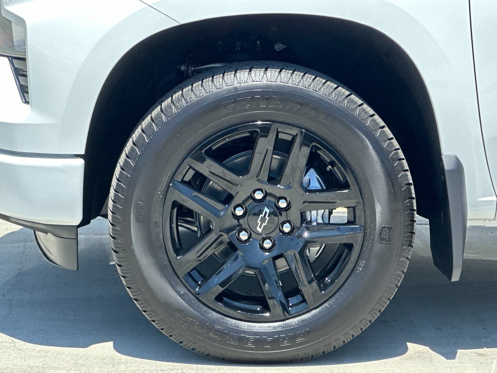New 2026 White Chevrolet Custom image 25