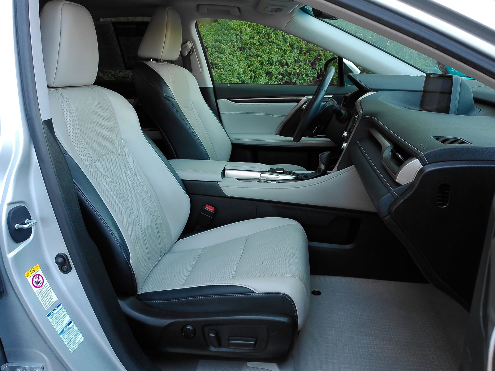 Used 2017 Silver Lexus 350 image 38