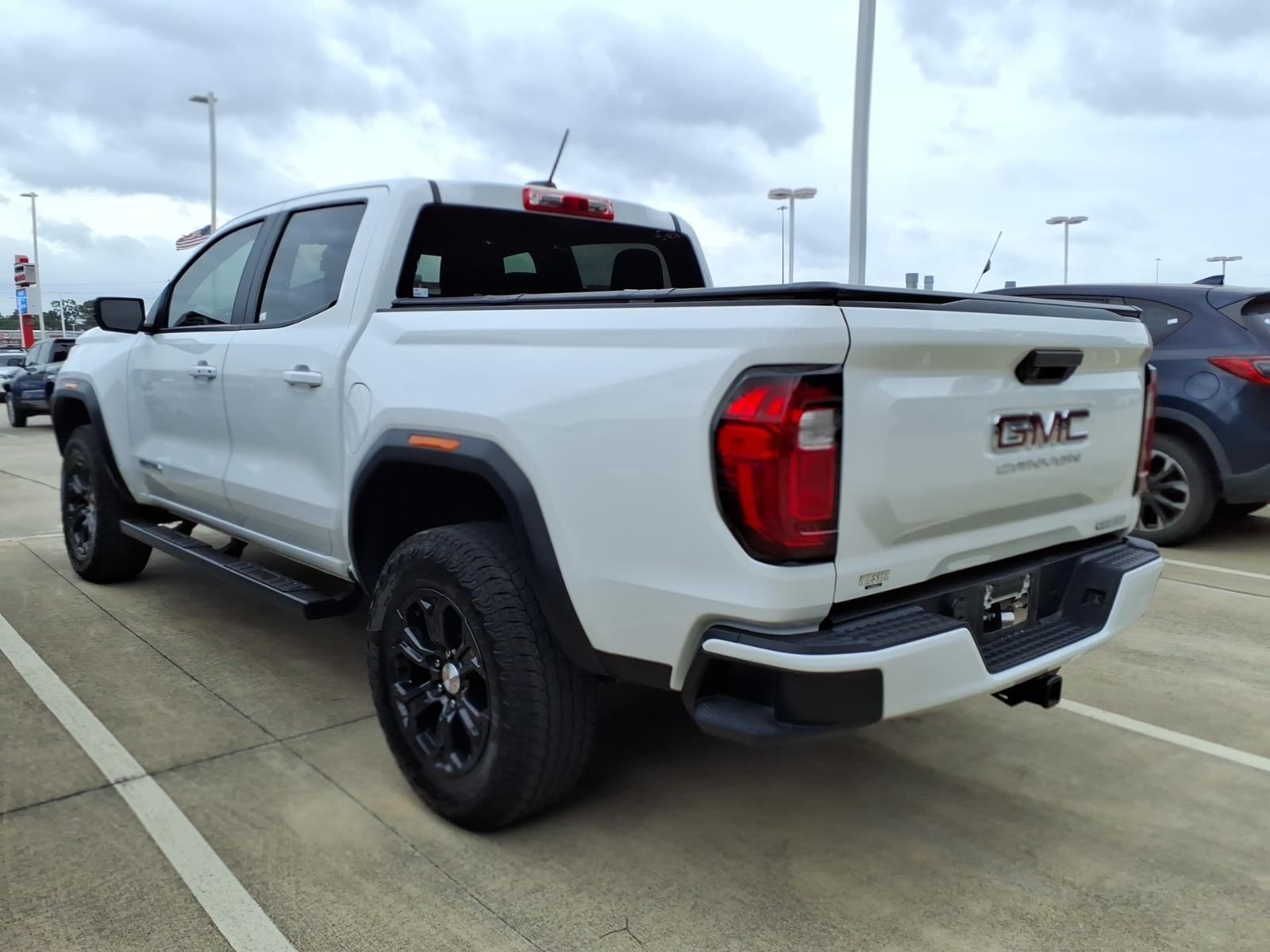 2024 GMC Canyon Elevation White at Toyota of Victoria