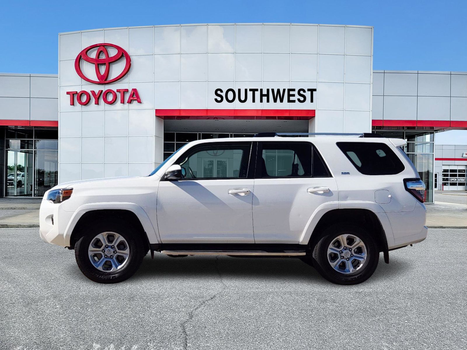 2023 Toyota 4Runner SR5 3