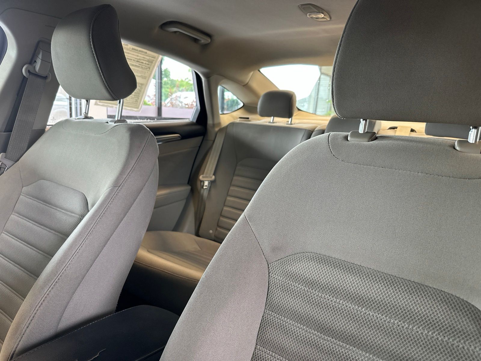 Certified Used 2017 Ingot Silver Ford SE image 8