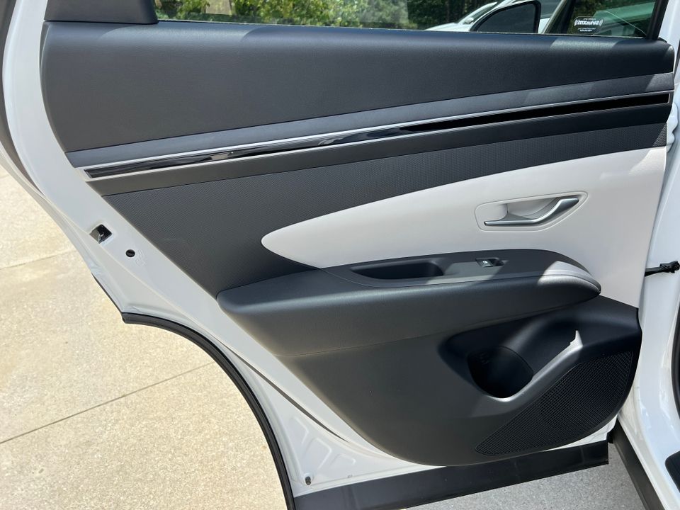 2024 Hyundai Tucson SEL photo 17