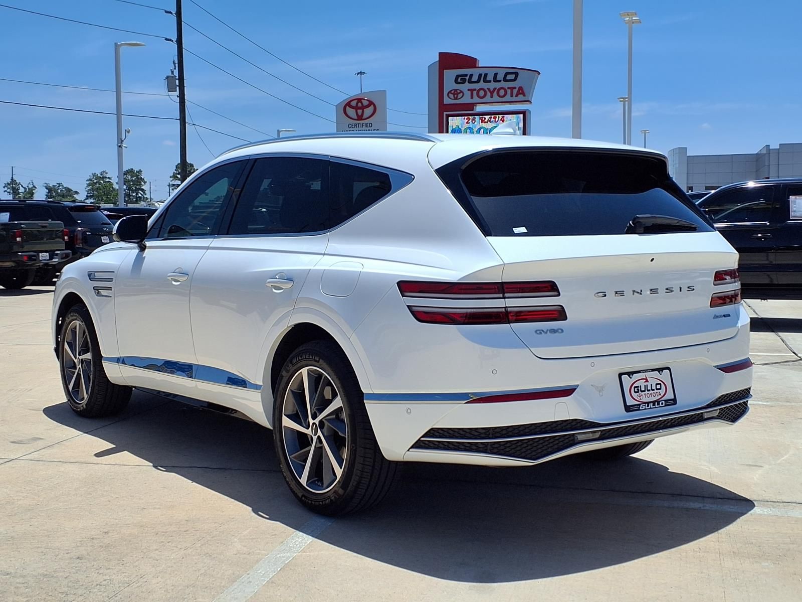 2025 Genesis GV80 3.5T Advanced White at Texan Dodge Chrysler Jeep Ram