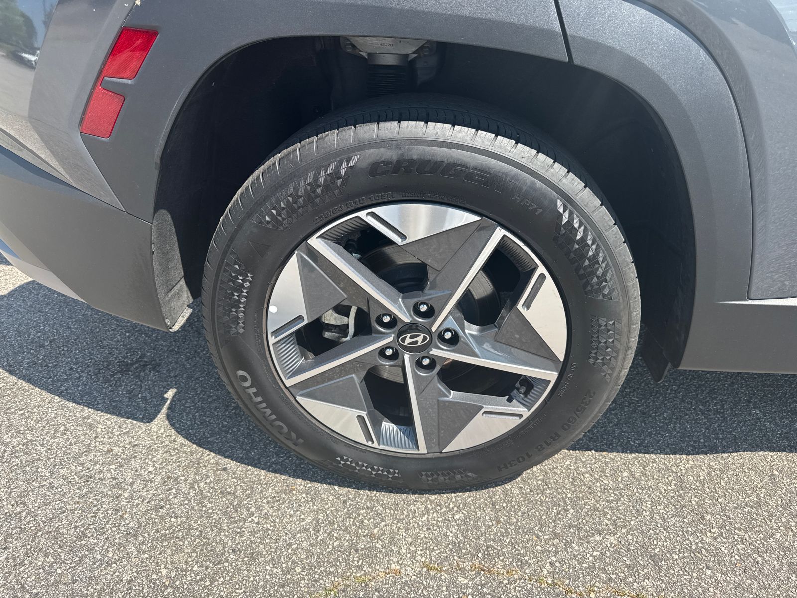Used 2025 Gray Hyundai SEL image 17