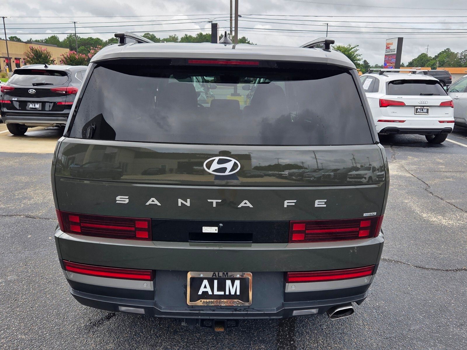 Used 2024 Green Hyundai Limited image 11