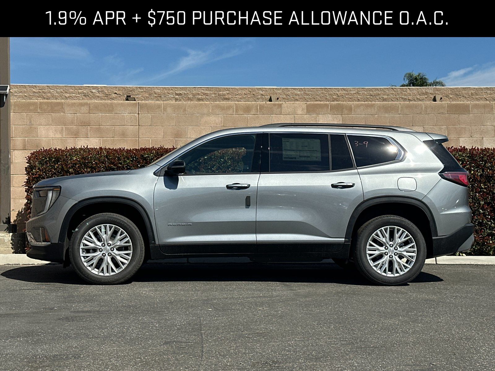 View vehicle photo 7