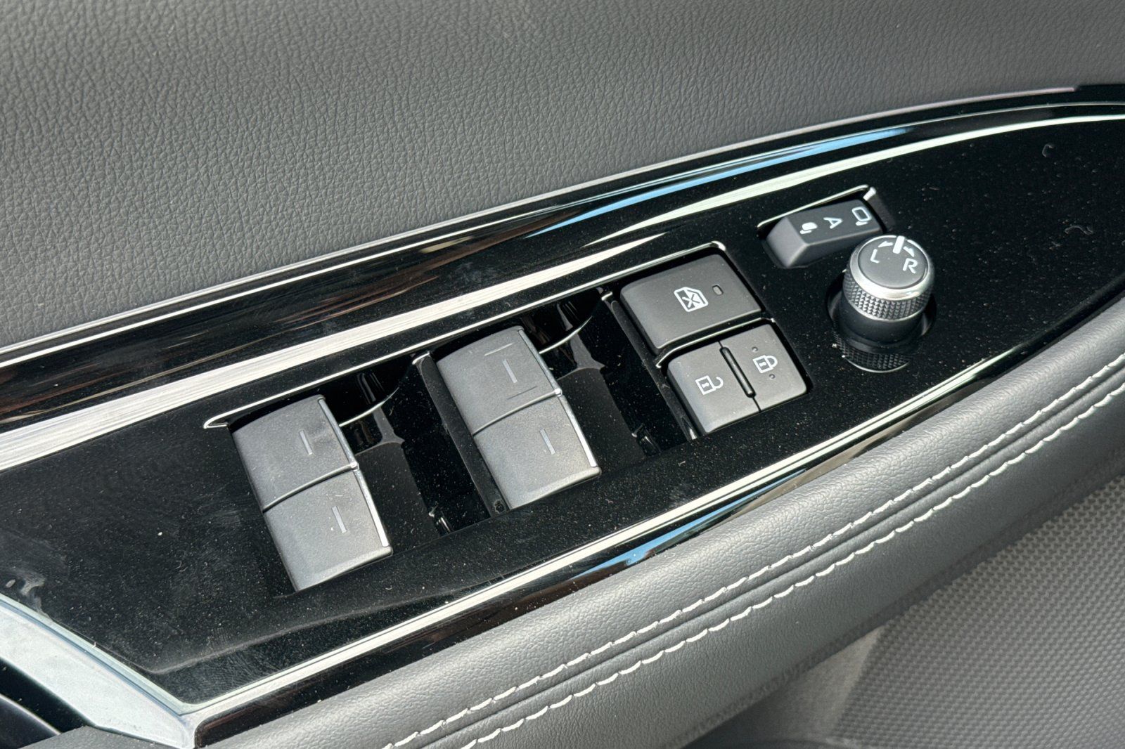 New 2026 Toyota Mirai Sedan