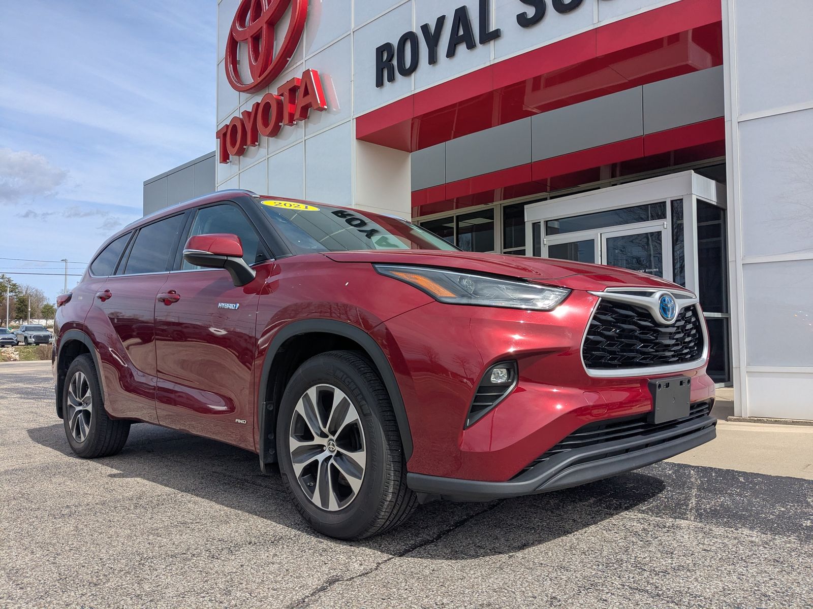 2021 Toyota Highlander Hybrid XLE AWD