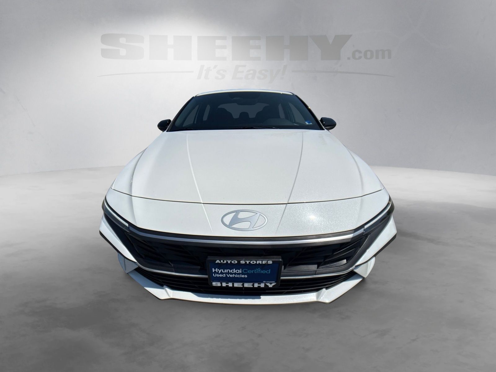 Used 2025 White Hyundai SEL Sport image 19