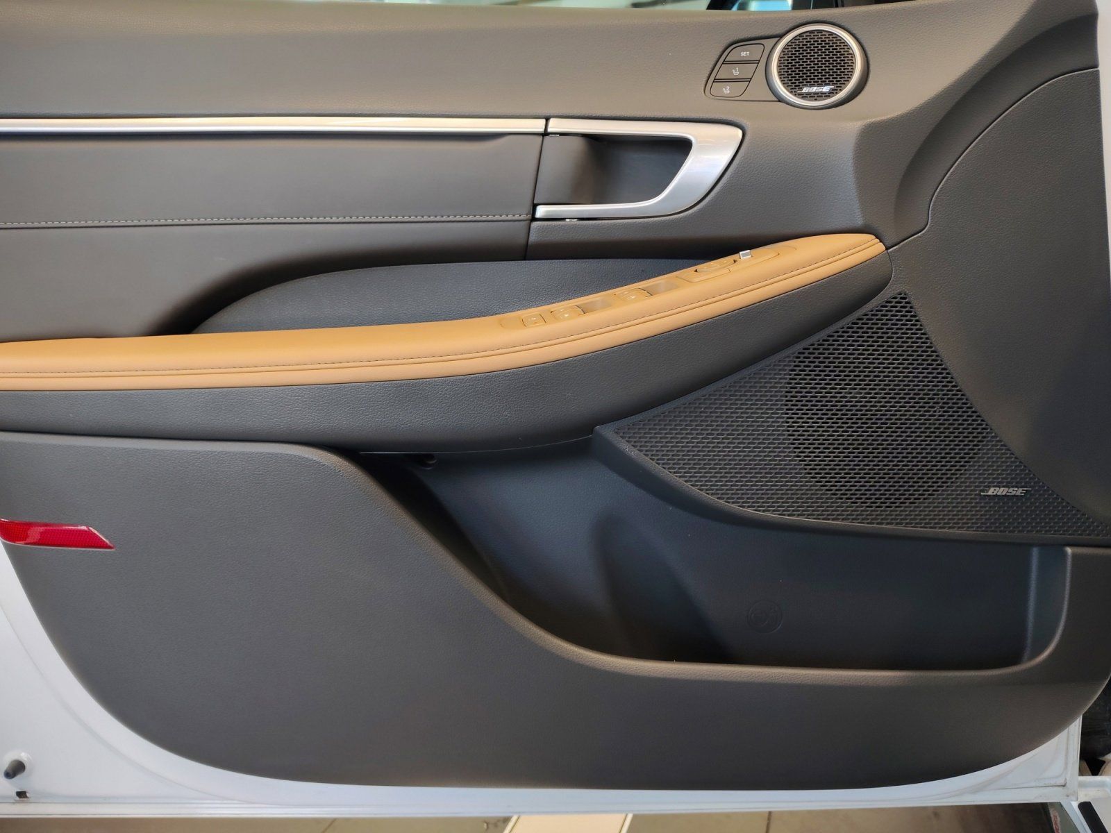 Used Car 2021 Hyundai Sonata Hybrid  Limited For Sale Under $25,000 In San Antonio, Texas