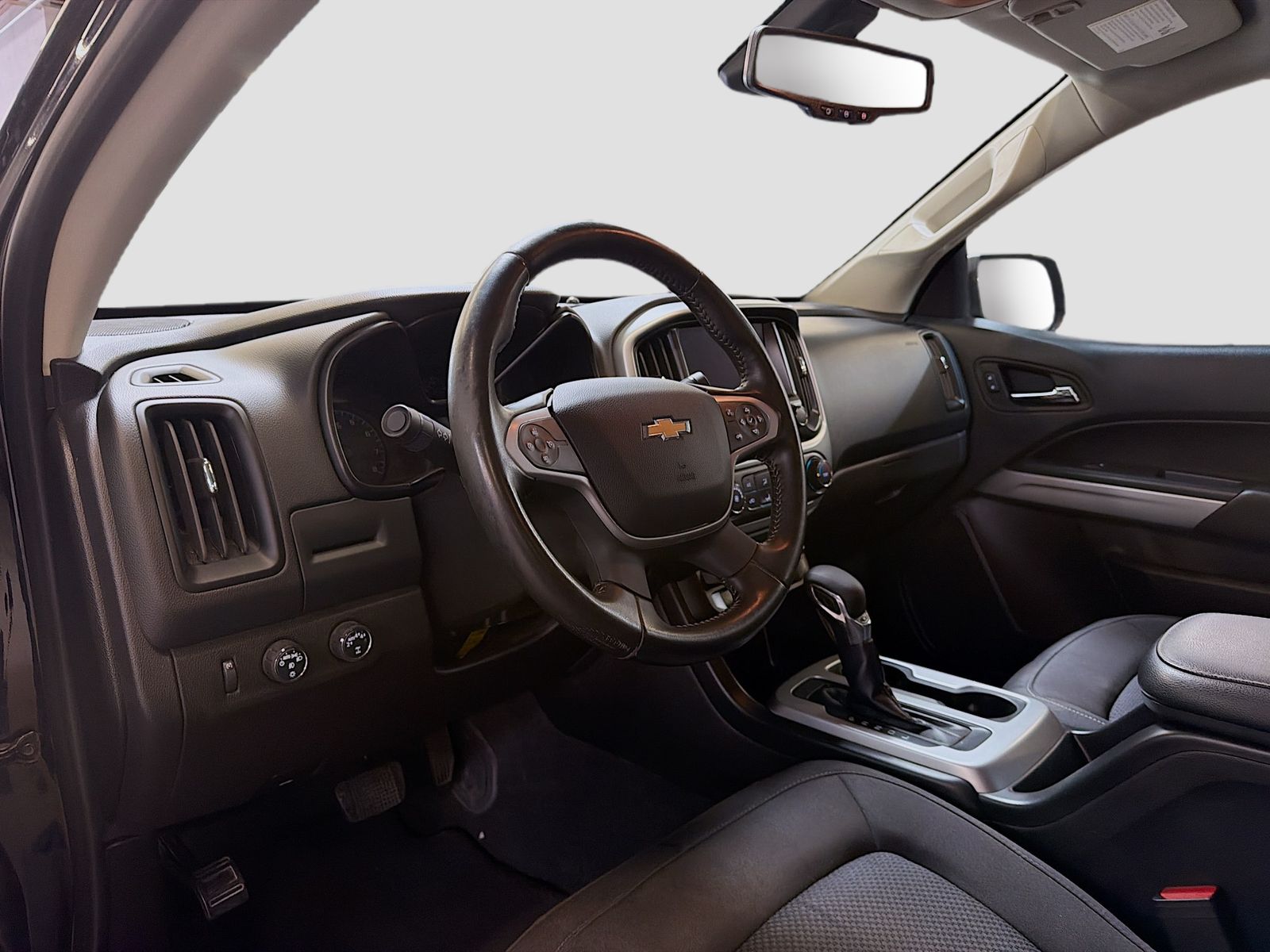 Used 2022 Black Chevrolet LT image 9