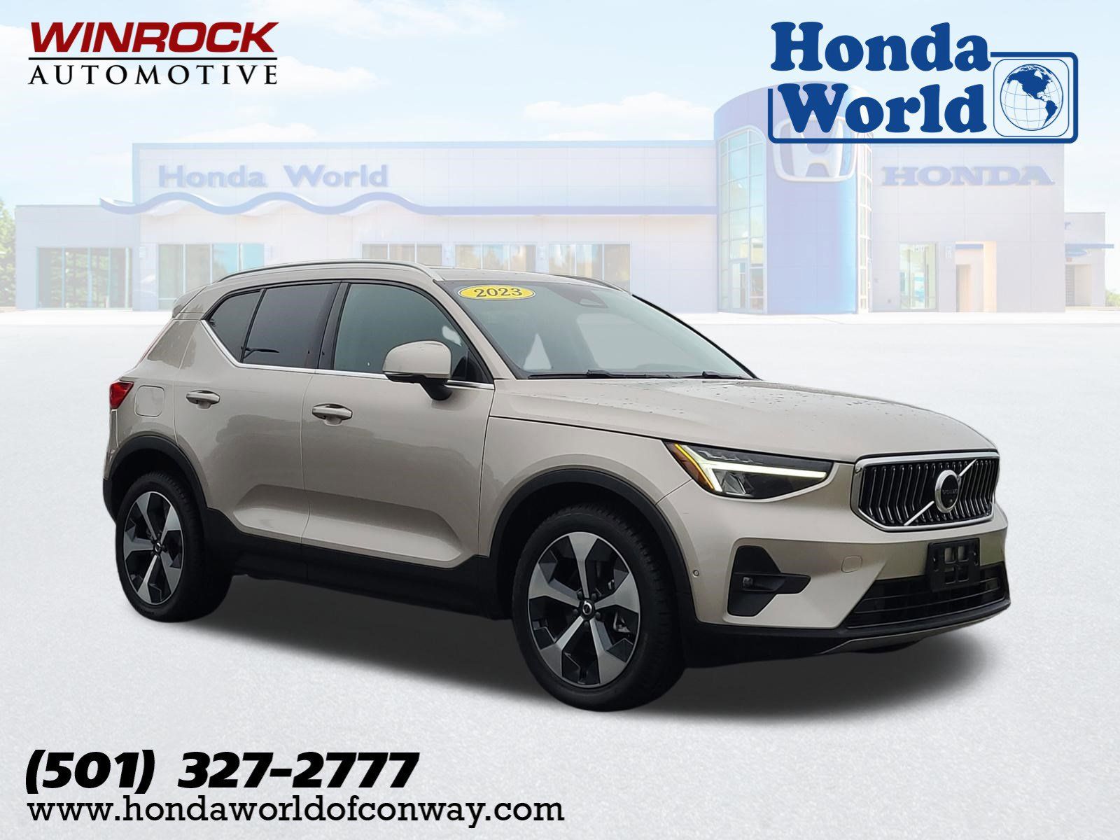 2023 Volvo XC40 B4 Ultimate Bright Theme FWD