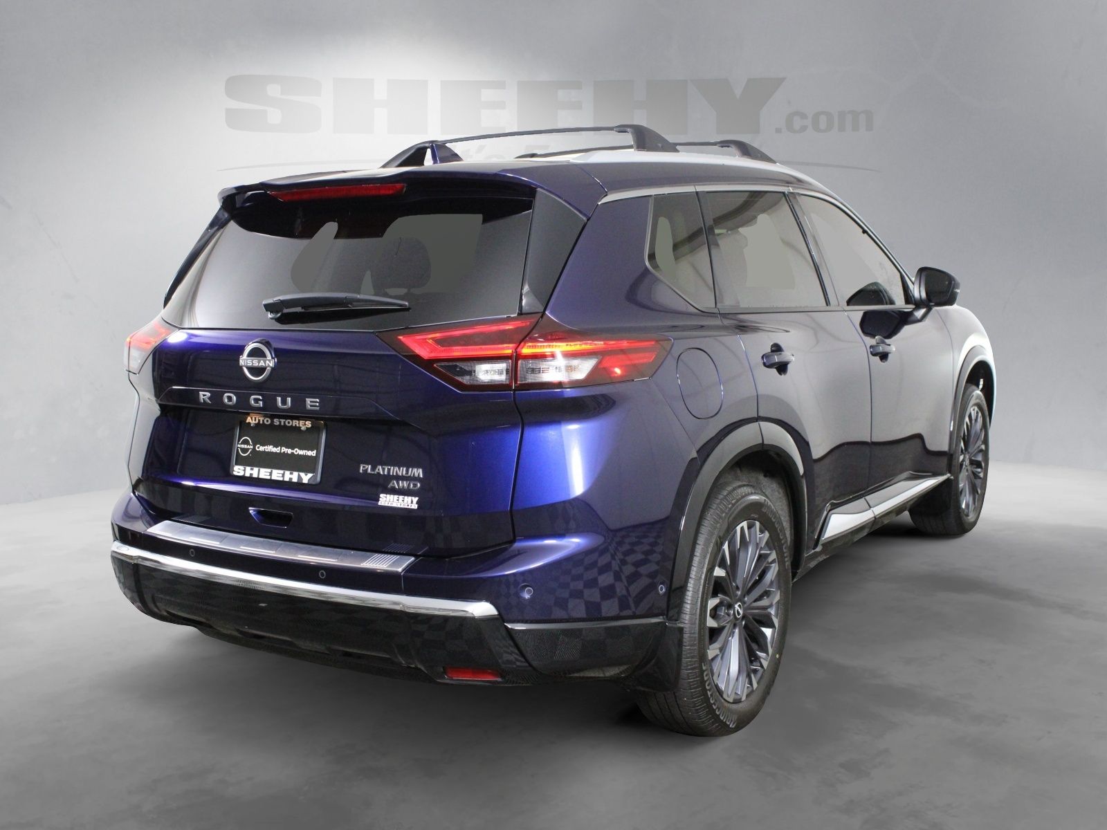 Used 2026 Blue Nissan Platinum image 9