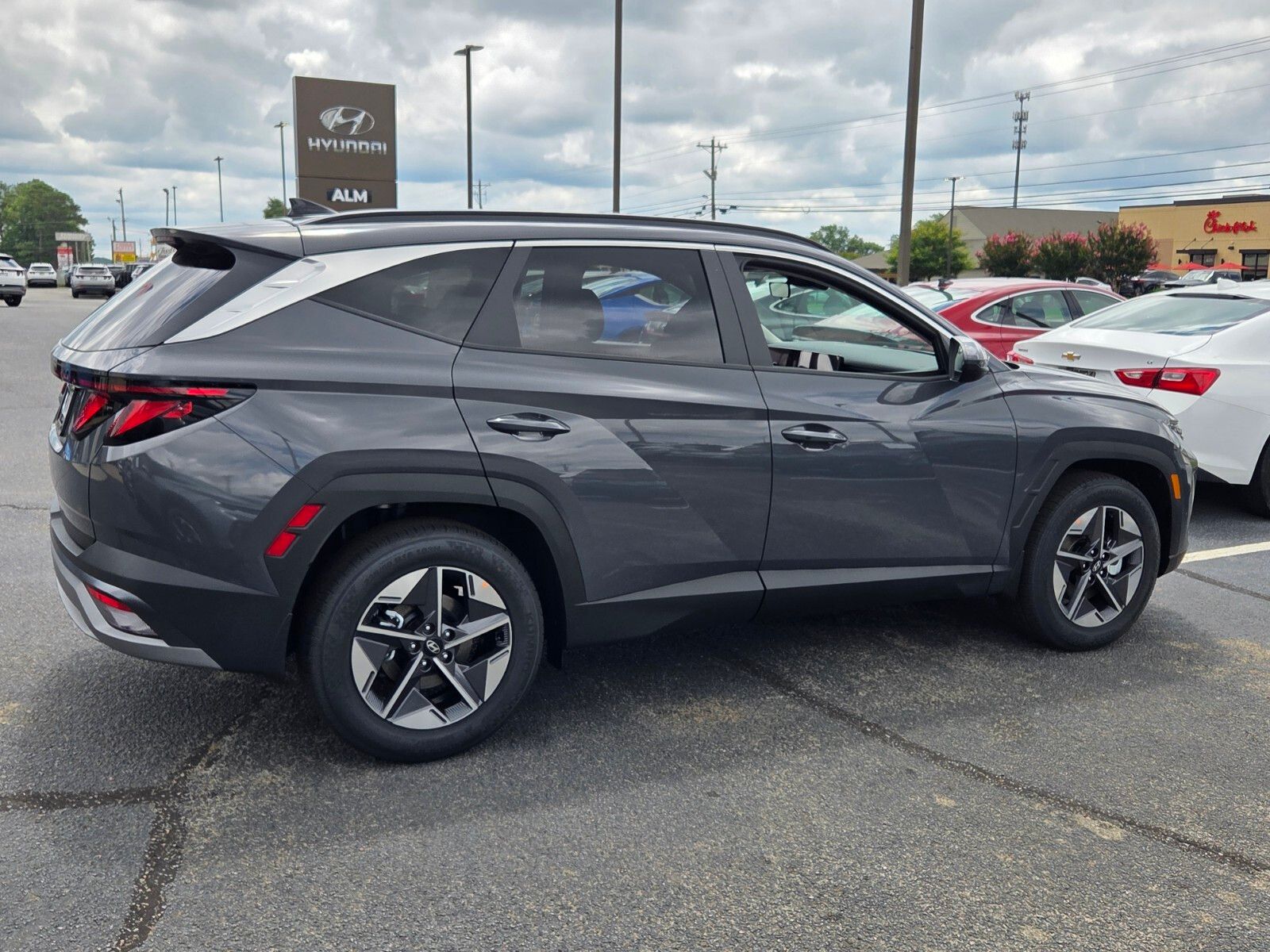 New 2026 Gray HYUNDAI SEL image 11