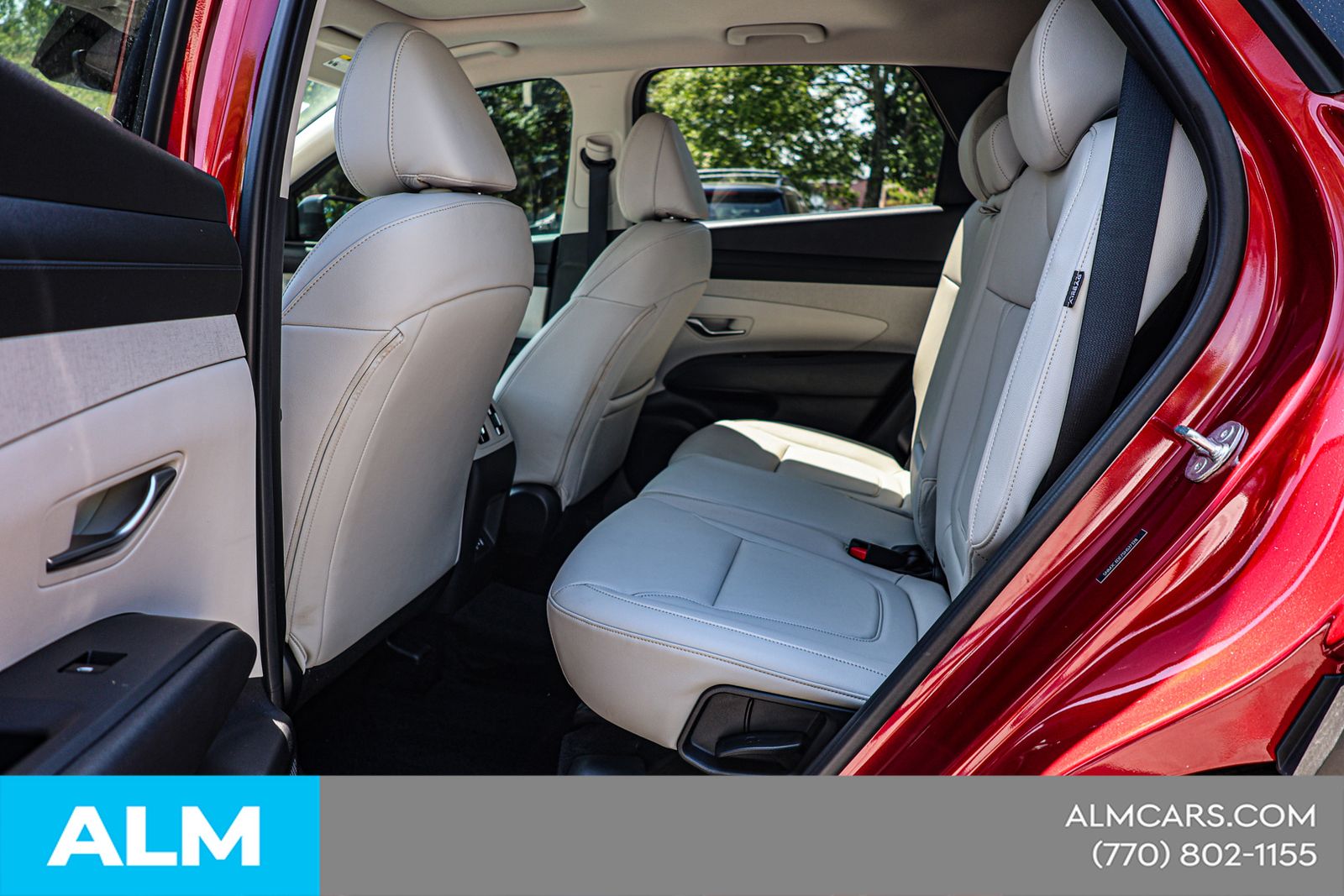 Used 2025 Red Hyundai SEL Convenience image 18